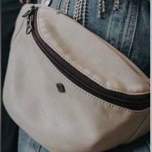 Nena & Co Tia Bee Fancy Pouch Crossbody